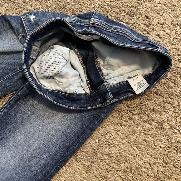 BKE Jeans Womens 26x29.5 Parker Universal Fit High Rise Super Flare Distressed - Picture 6 of 16